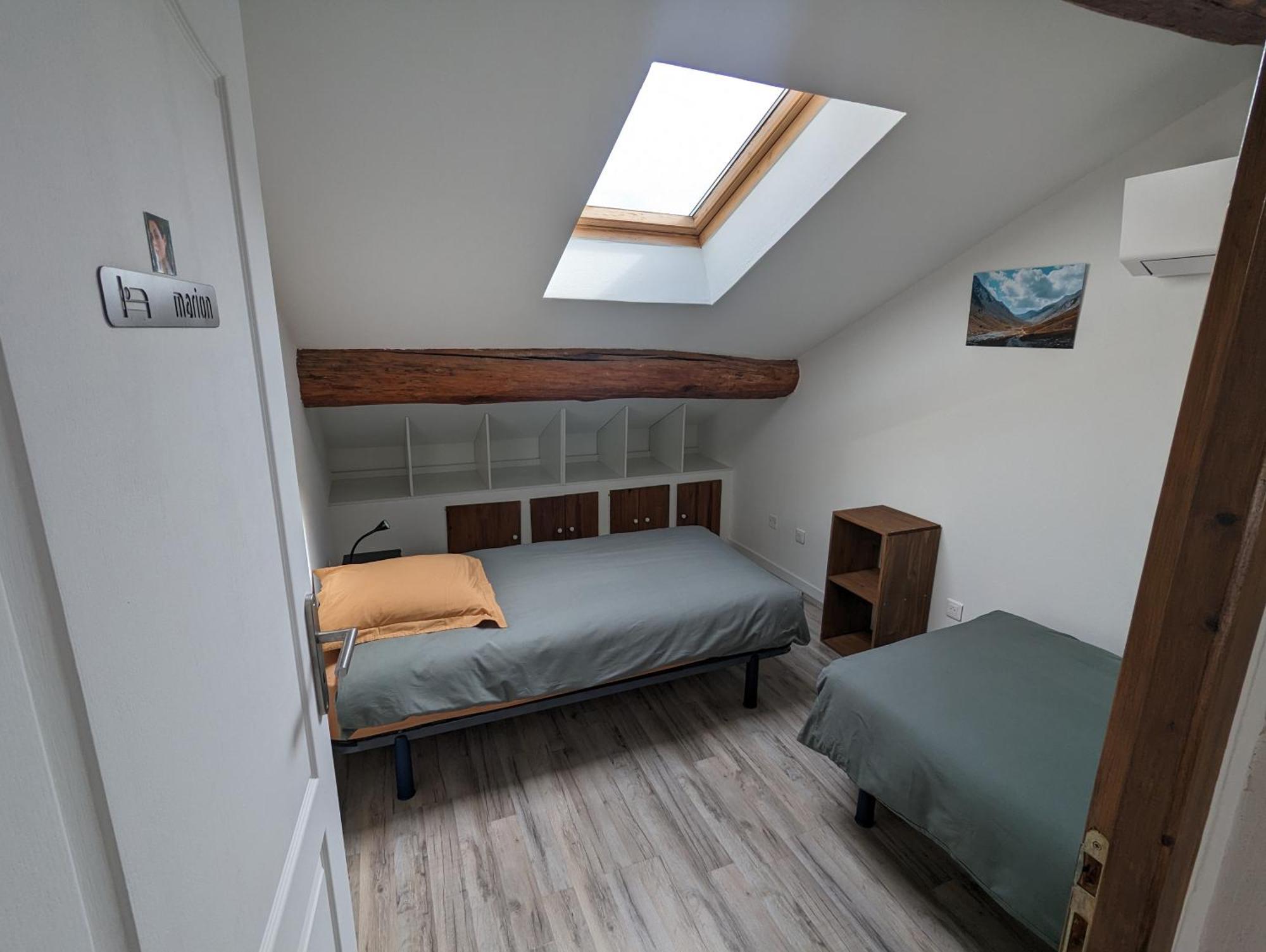 Le Cinoche, Cocon Sous Les Toits Apartment Pont-de-Vaux Luaran gambar